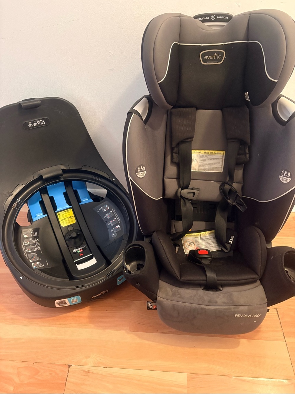 Evenflo Revolve360 Convertible Car Seat in Gray